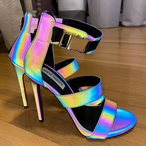 STEVE MADDEN FELICE REFLECTIVE OPEN TOE HEEL